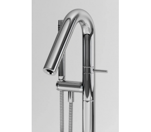 XO 13 Gulv armatur til badekar H89,65 cm - Krom