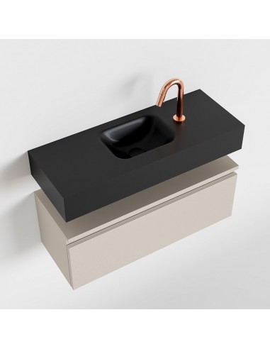 ANDOR Komplet badmiljø centreret...