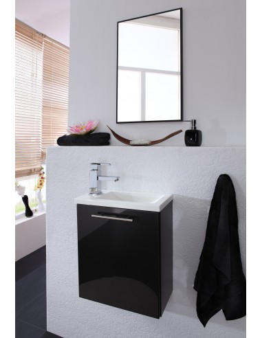 Komplet badmiljø i mdf og mineralsten...